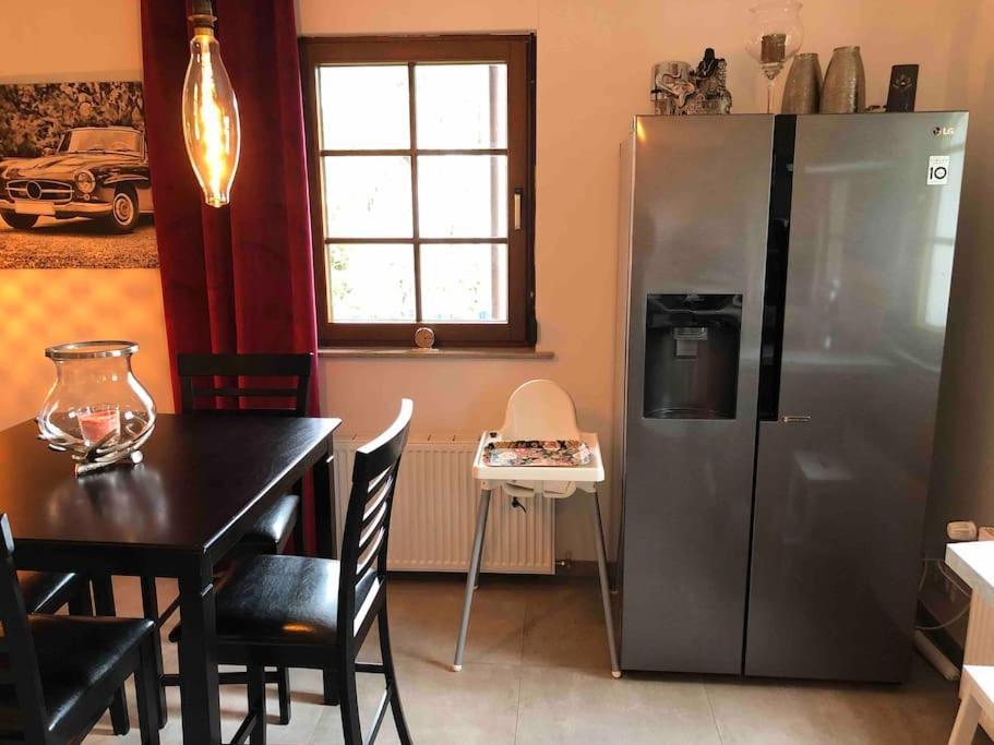 Willkommen Im Casa Felice, Der Wohlfuehl Oase Mit Balkon, 4 Betten Und Homeoffice Platz Aidlingen Dış mekan fotoğraf